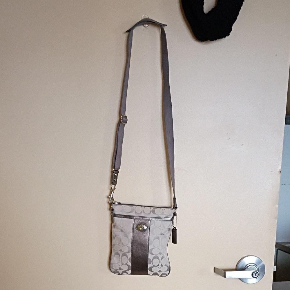 Coach Metallic Sutton Signature Crossbody - Picture 14 of 15